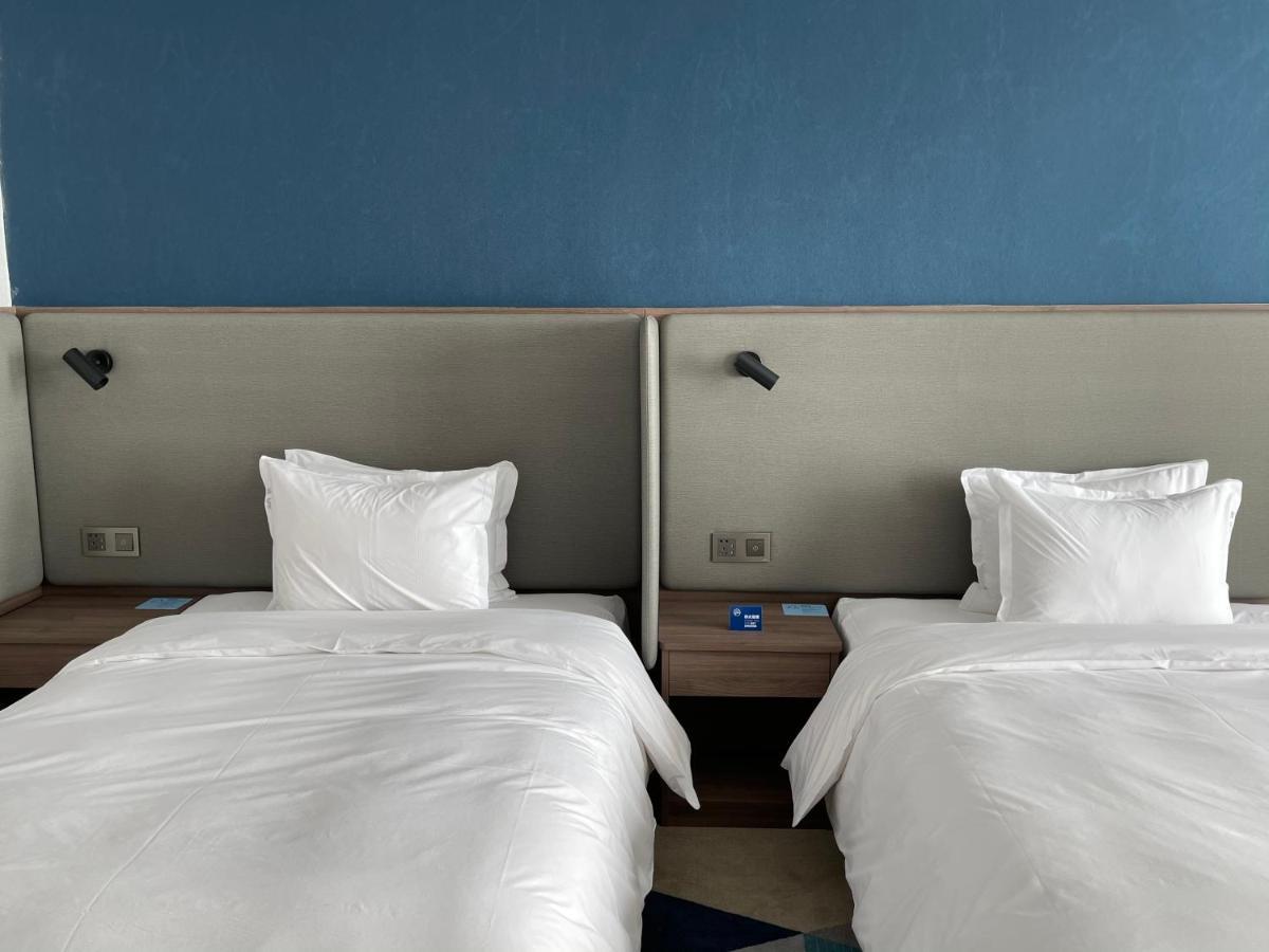 Holiday Inn Express Ulanqab Jining By Ihg Экстерьер фото